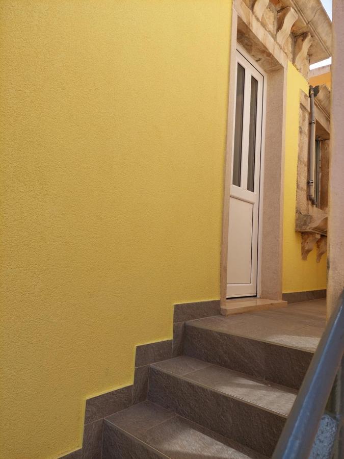 Apartmani Antonia Račišće Extérieur photo