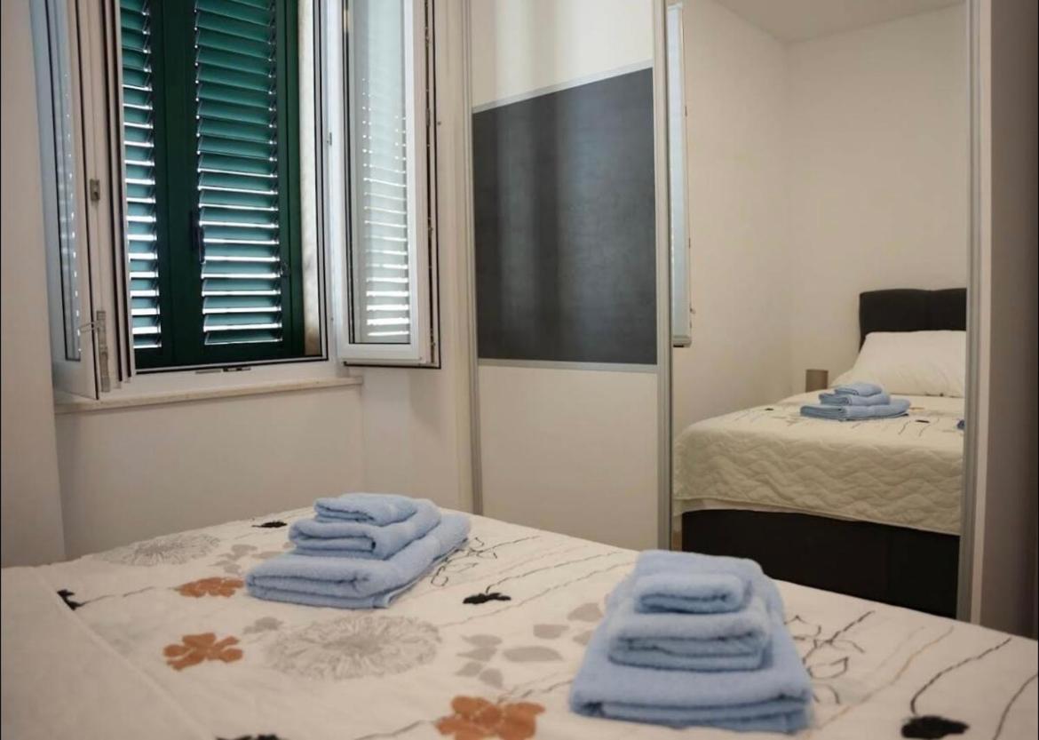 Apartmani Antonia Račišće Extérieur photo