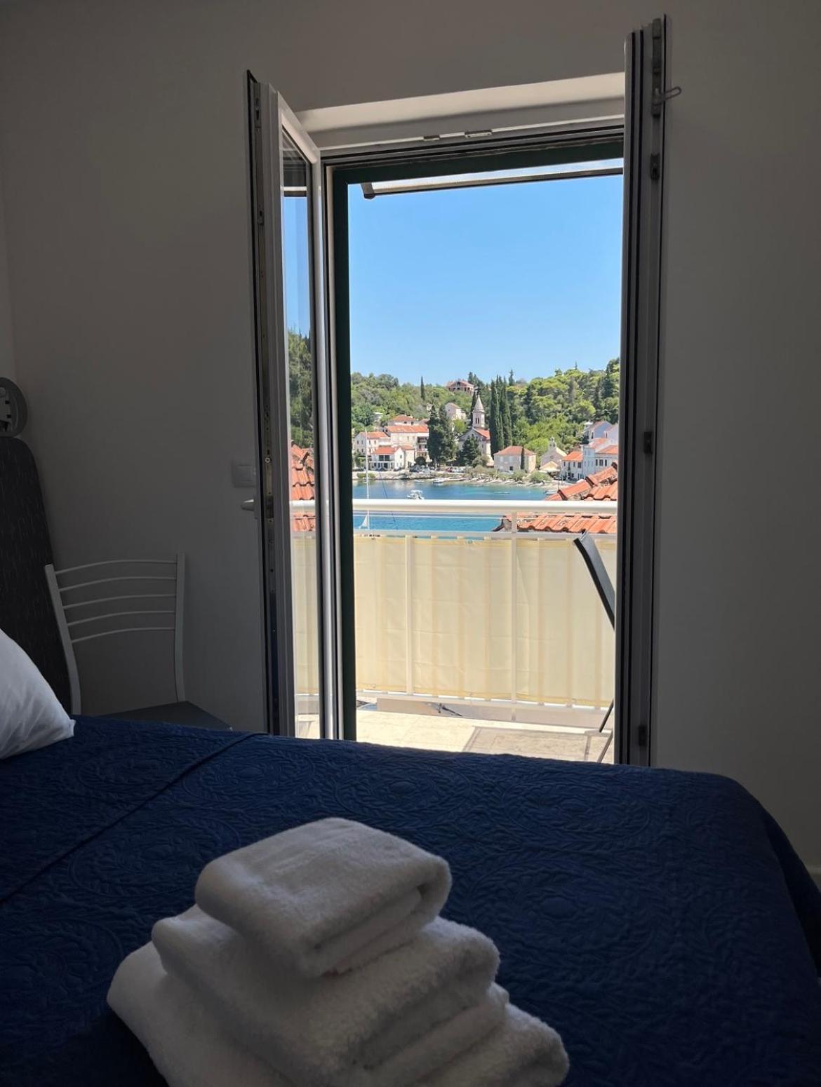 Apartmani Antonia Račišće Extérieur photo